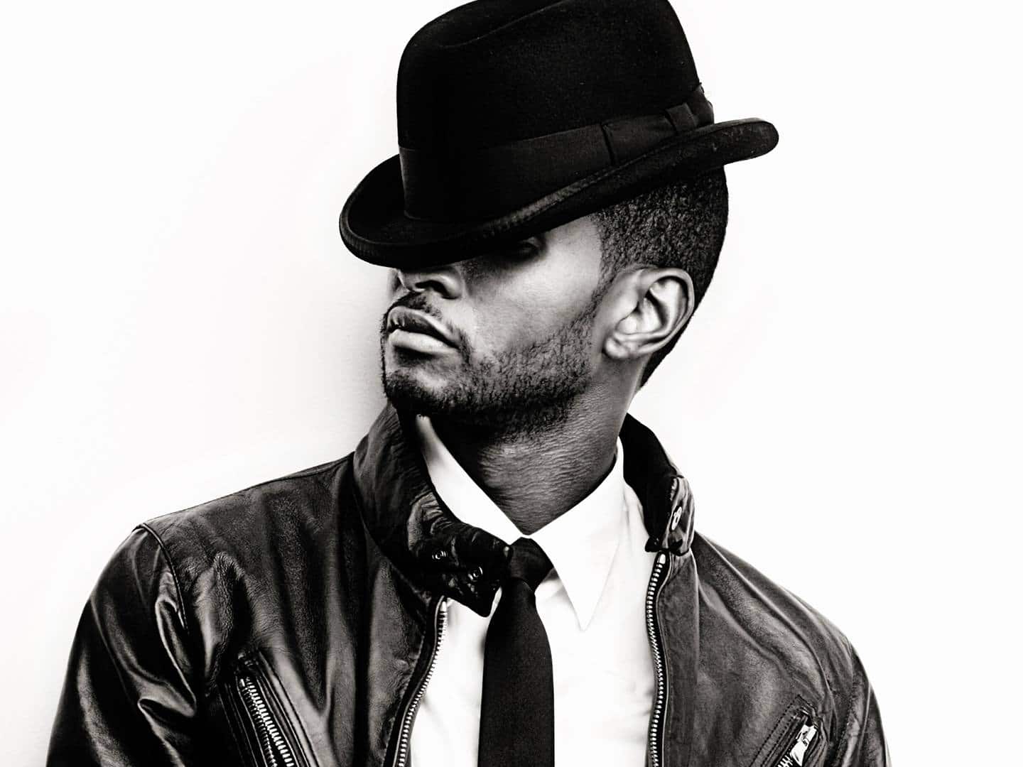 Usher: OMG Tour. Live From London